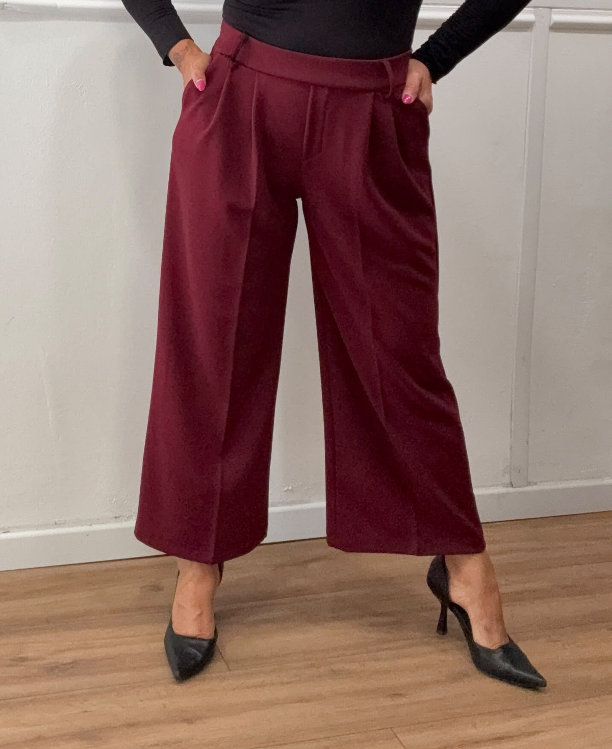 Pantalone Gris – Gamba Ampia con Elastico Posteriore